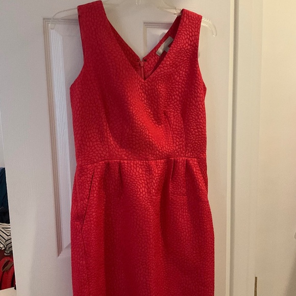Slightly used pink coral dress from Banana Republic - Picture 1 of 9
